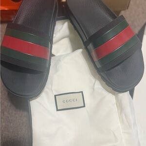 Gucci Men's Black Slides with Red and Green Accents w/web new